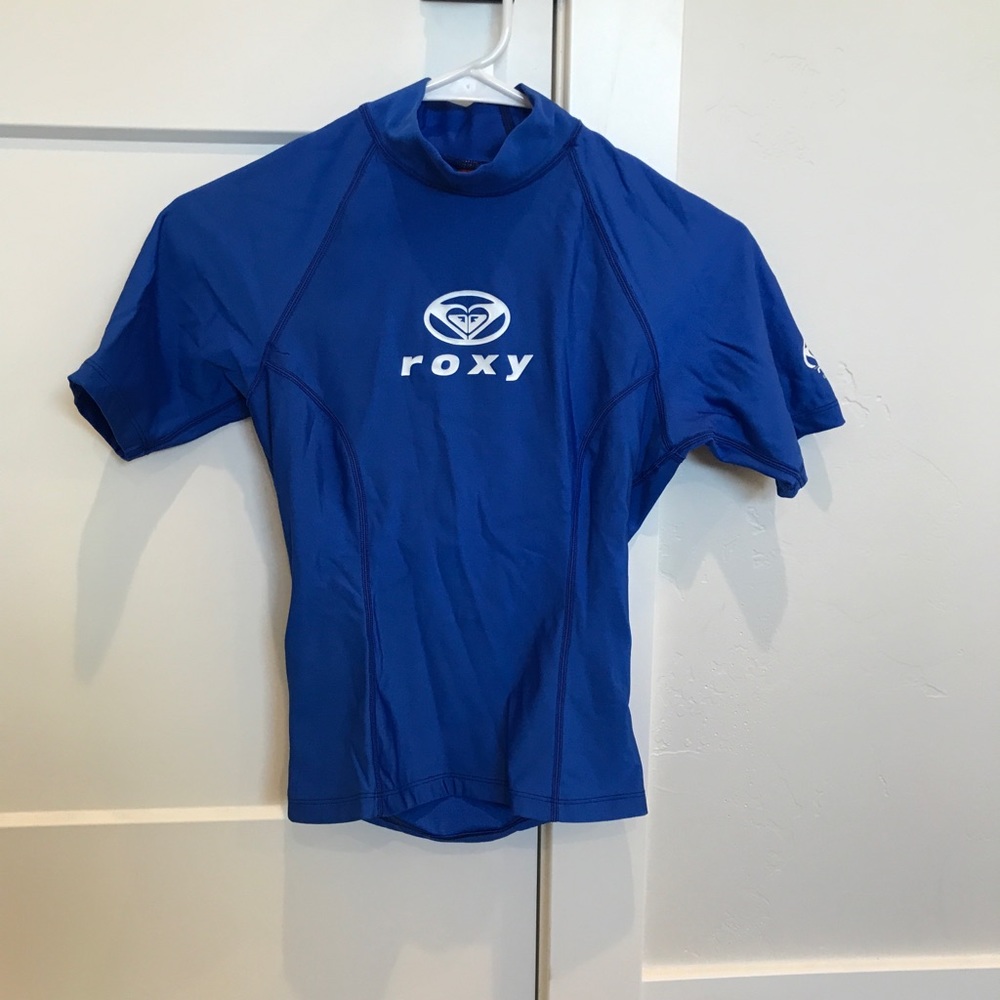 roxy rash guard